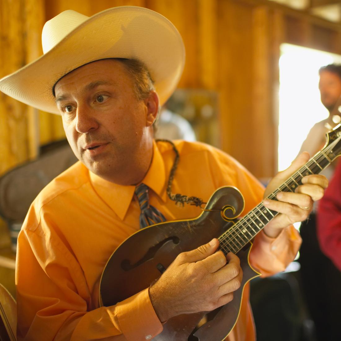 David Davis and the Warrior River Boys, Ralph Stanley Festival, credit CameronDavidson@CameronDavidson.gif Two bluegrass musicians perform