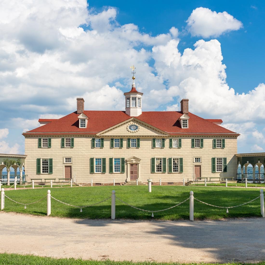Exterior image of Mount Vernon estate